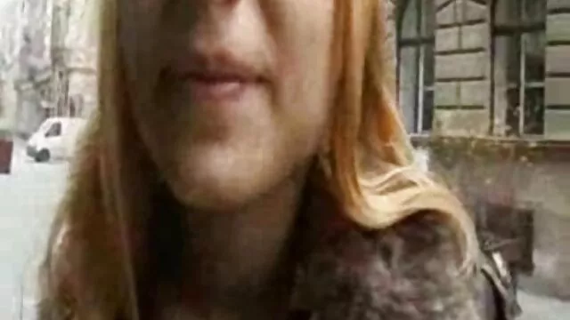 Blonde saugt deutsche alte sexfilme in der Veranda