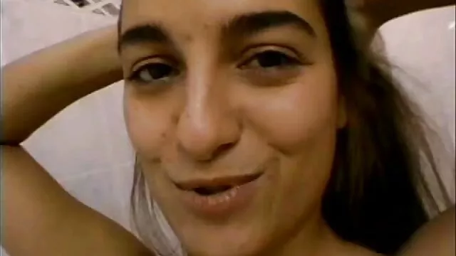 Rothaarige cutie Kara spielt mit Ihrer pussy sexfilme mit alten weibern