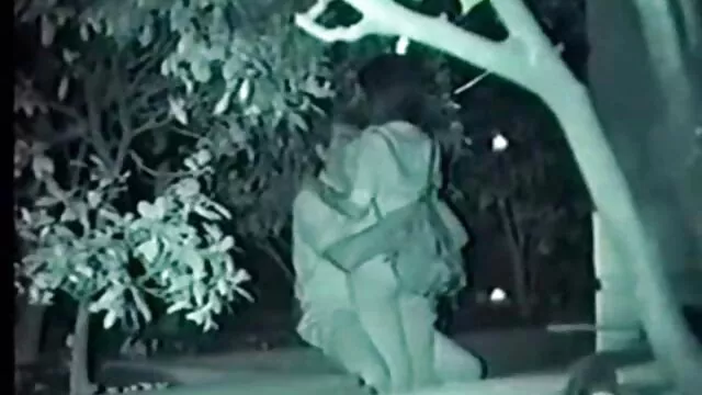 Saftig puffy peach teen befriedigt sich pornofilme von alten weibern selbst