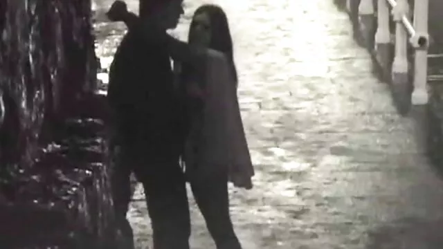 Enge Brünette nimmt dicken Schwanz POV reife frauen sex filme